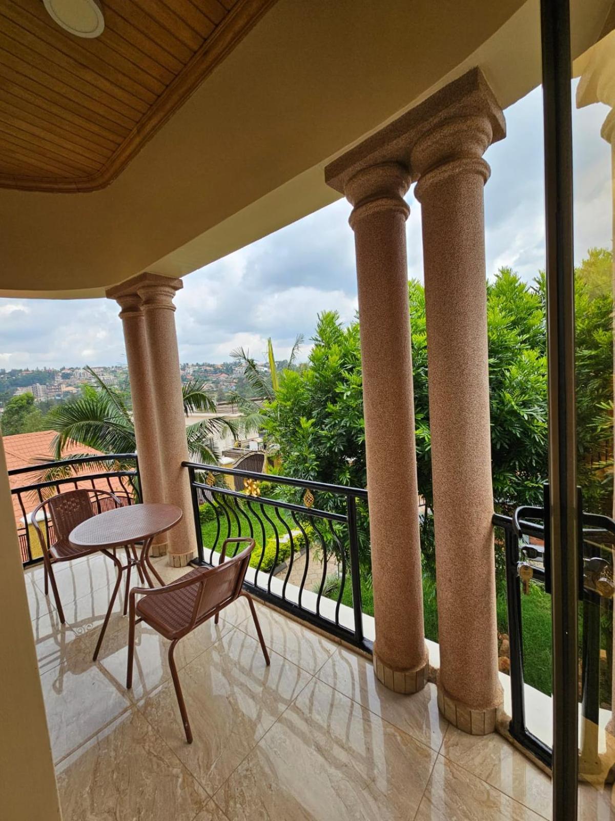 Petra Homes Кигали Екстериор снимка
