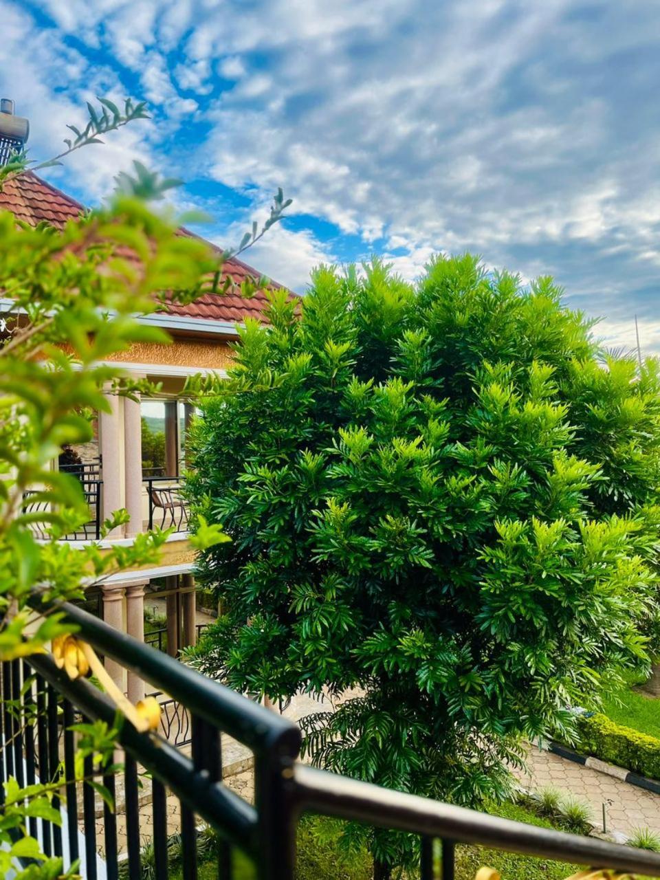 Petra Homes Кигали Екстериор снимка